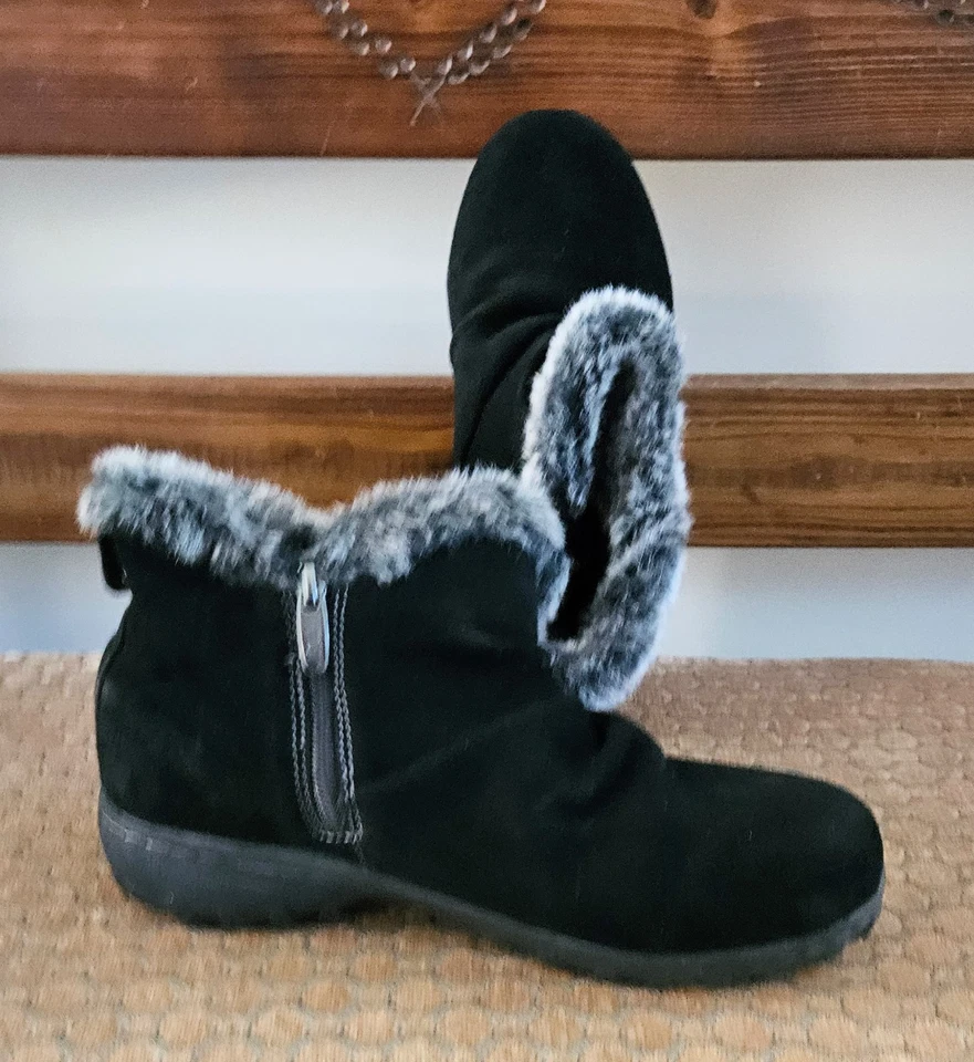 Botas para mujer Khombu Lisa todo clima negras gamuza cuero imitación piel tobillo talla 8 Foto 2 de 4