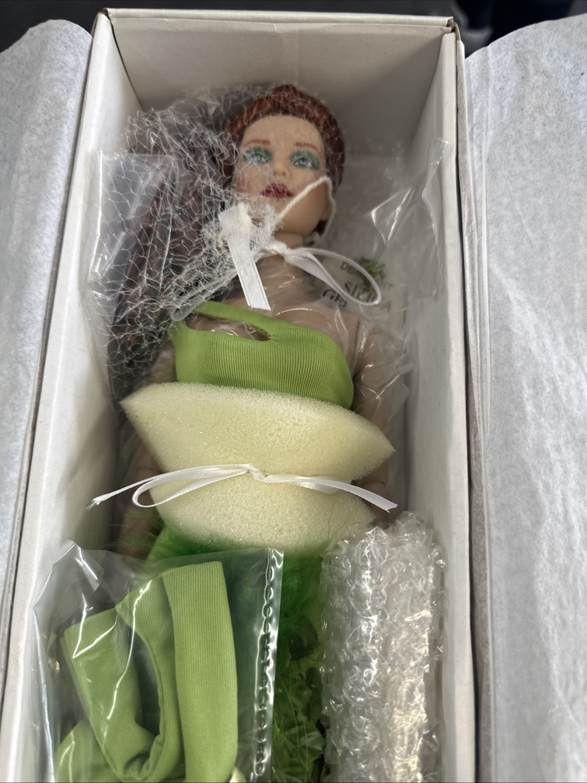 Tonner DC Stars 16" Sealed With a Kiss Poison Ivy Doll New NRFB