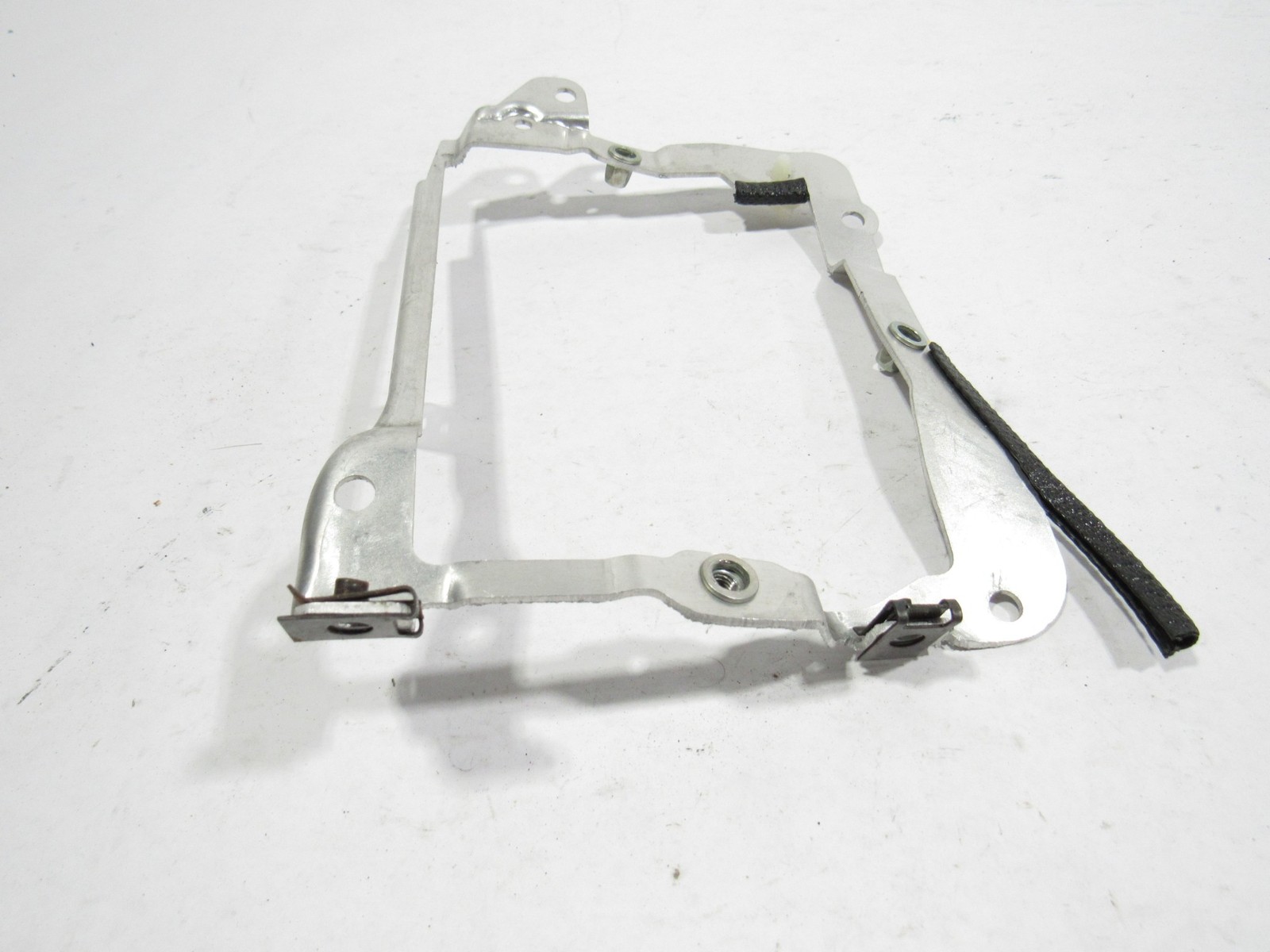 Ferrari 458 Italia 2011 Body Computer Bracket Mount Support 09-15 |:Y