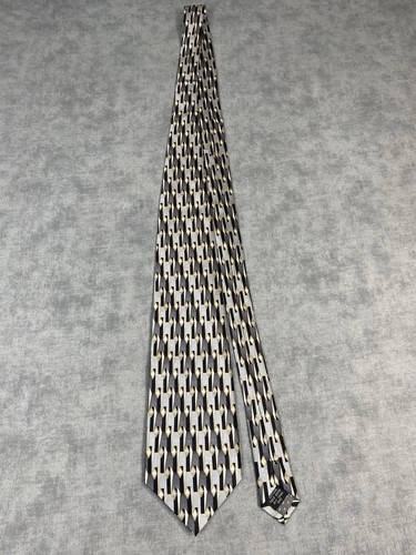 Salvatore Pellegrino Il Pittore Italiano 100% Silk XL 62x4 Geometric Tie