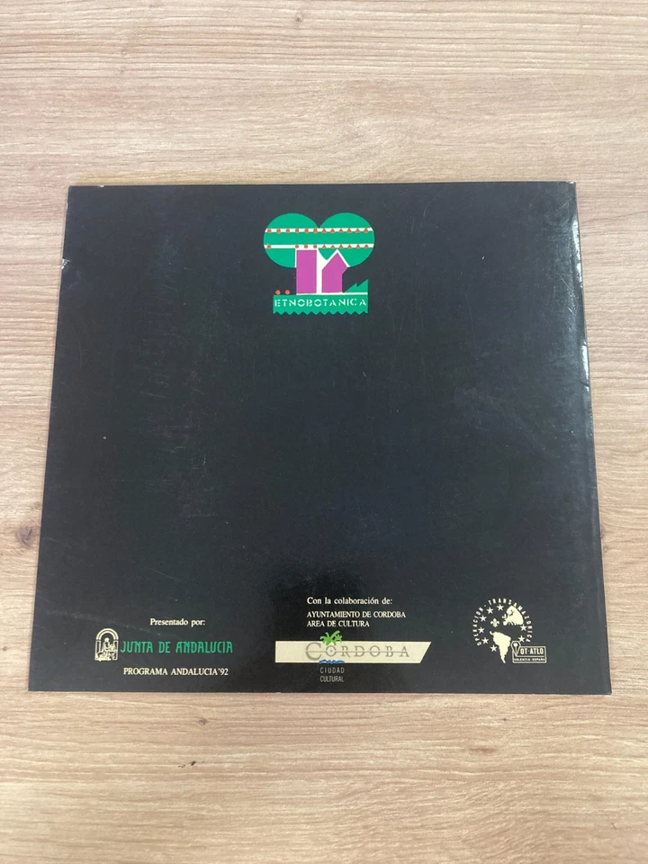 Artesanía indígena Amazónica, jardín botánico de Córdoba - Imagen 2 de 4