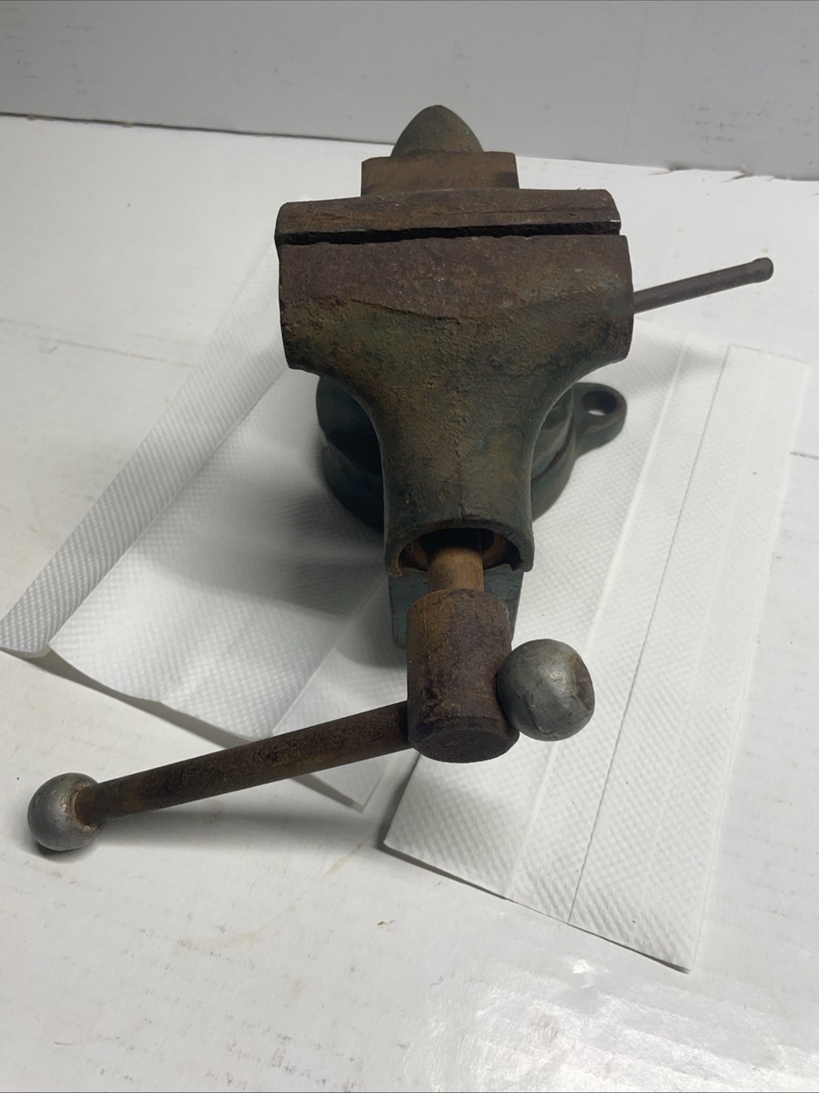 Vintage Littco Small Bench Vise. No 112. Swivel Base With Anvil