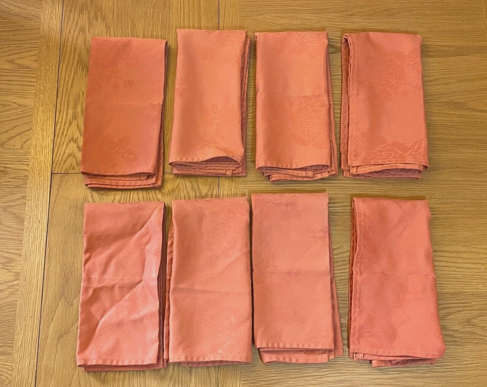 8 x Restaurant Quality Large Dinner Coral Napkins Rose Pattern 22.5" x 21" VGC - Image 4 of 4
