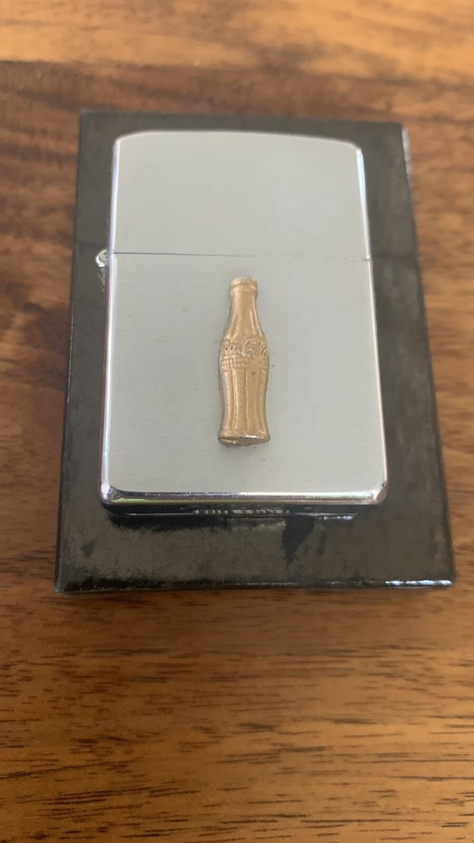 1961 ZIPPO LIGHTER ~ COCA COLA BOTTLE W/ Original Candy Stripe Box