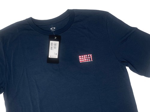 Oakley Men's Shirt Medium Blue USA Flag Patriotic Hydrolix New c6 - Picture 4 of 9