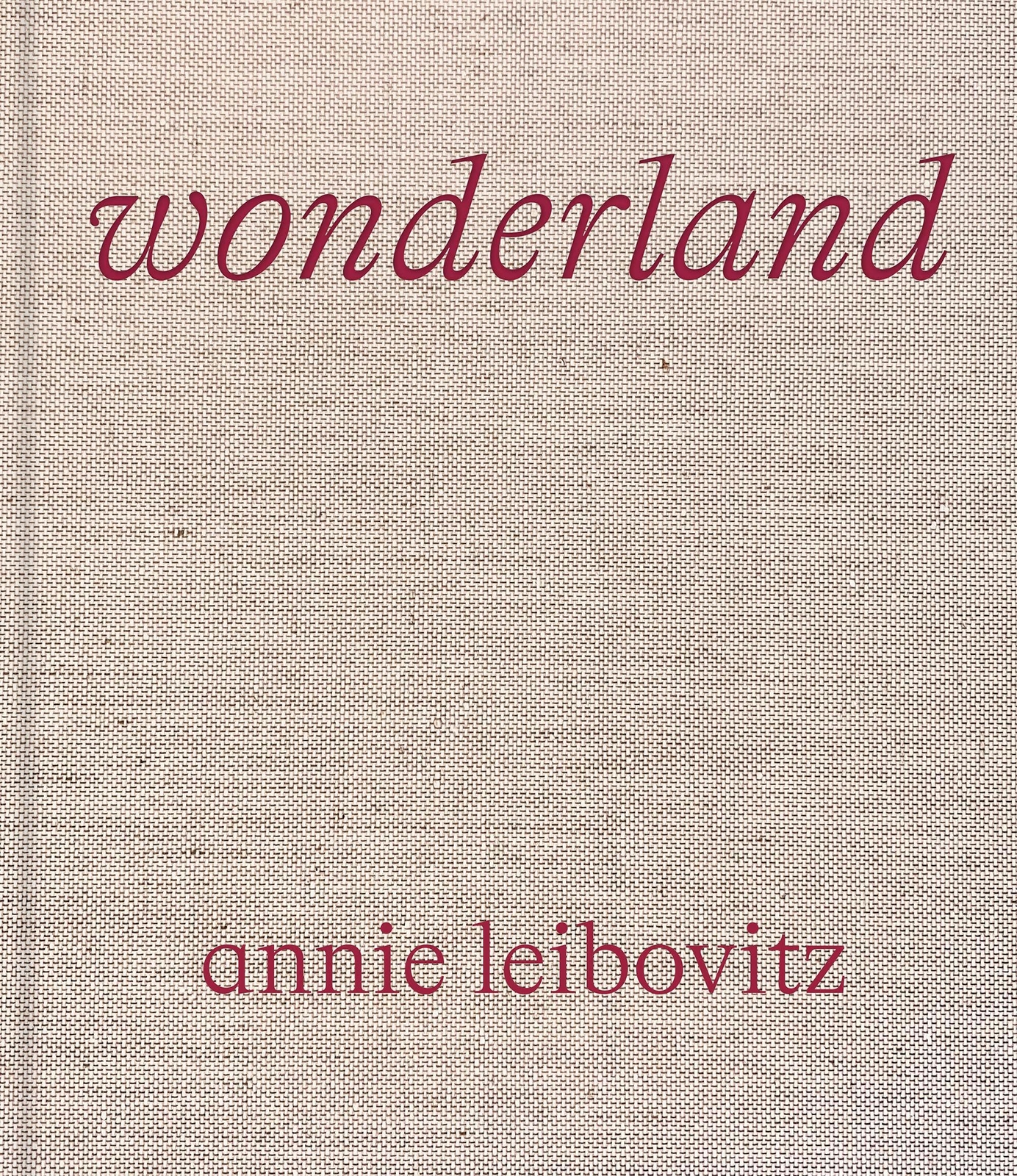 Thumbnail - Wonderland, Annie Leibovitz