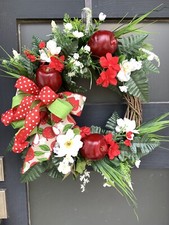 Letni wieniec dla nauczyciela prezent jabłko dekoracja ręcznie robiony wieszak na drzwi