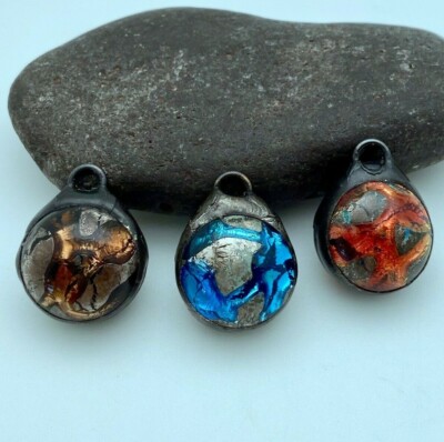 Vintage 1940s Japanese Foil Glass Pendants (Available in 3 Options) (SGP29)