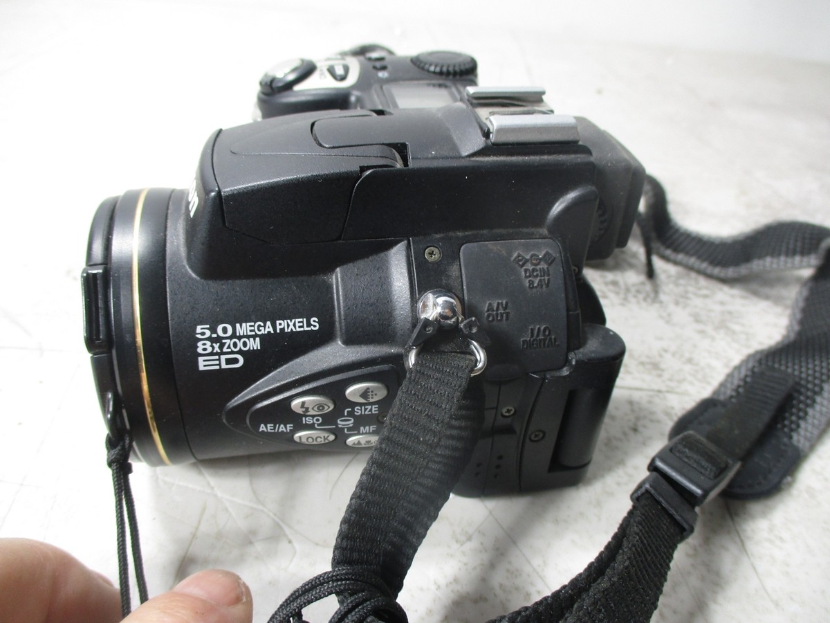 j84) Nikon Coolpix 5700 Digital Camera No Charger Or Battery 100 j84) Nikon Coolpix 5700 Digital Camera No Charger Or Battery 100