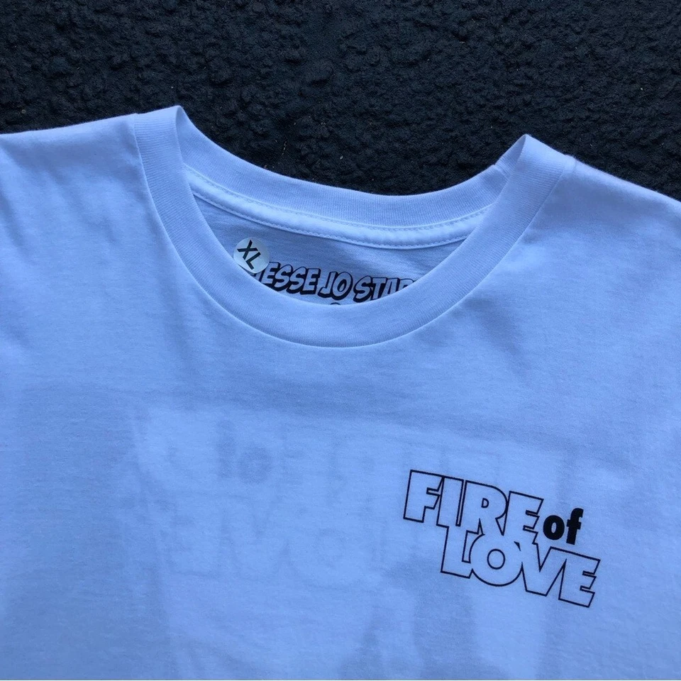 原装 Jesse Jo Stark Fire of Love 歌曲图案 T 恤 - XL 码 — 第 3/4 张图片
