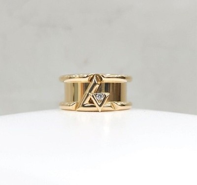 Louis Vuitton 18k Diamant LV Bolt Ring 18K Gelbgold Q9O58A 150947004