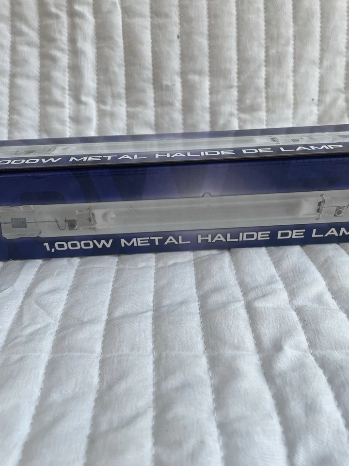 Plantmax PX-MH1000/DE/7K 1000 Watt MH Metal Halide DE Double Ended 7K Lamp - Image 3 of 4