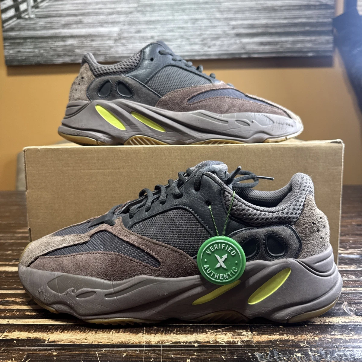 Las mejores ofertas en Yeezy Boost 700 V1 Mauve | eBay Las mejores ofertas en Yeezy Boost 700 V1 Mauve | eBay