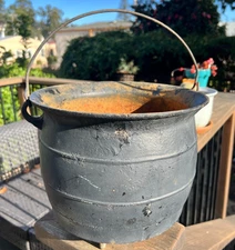 Antique Cast Iron Cauldron – 3 Leg, Gate Mark, 1800s Primitive Pot