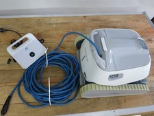 Poolroboter Dolphin  Maestro 30 mit 18M Kabel...