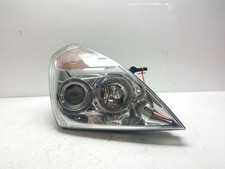 921024D020 FEU DROIT / 2357NA / 879318 POUR KIA CARNIVAL / GRAND CARNIVAL III V