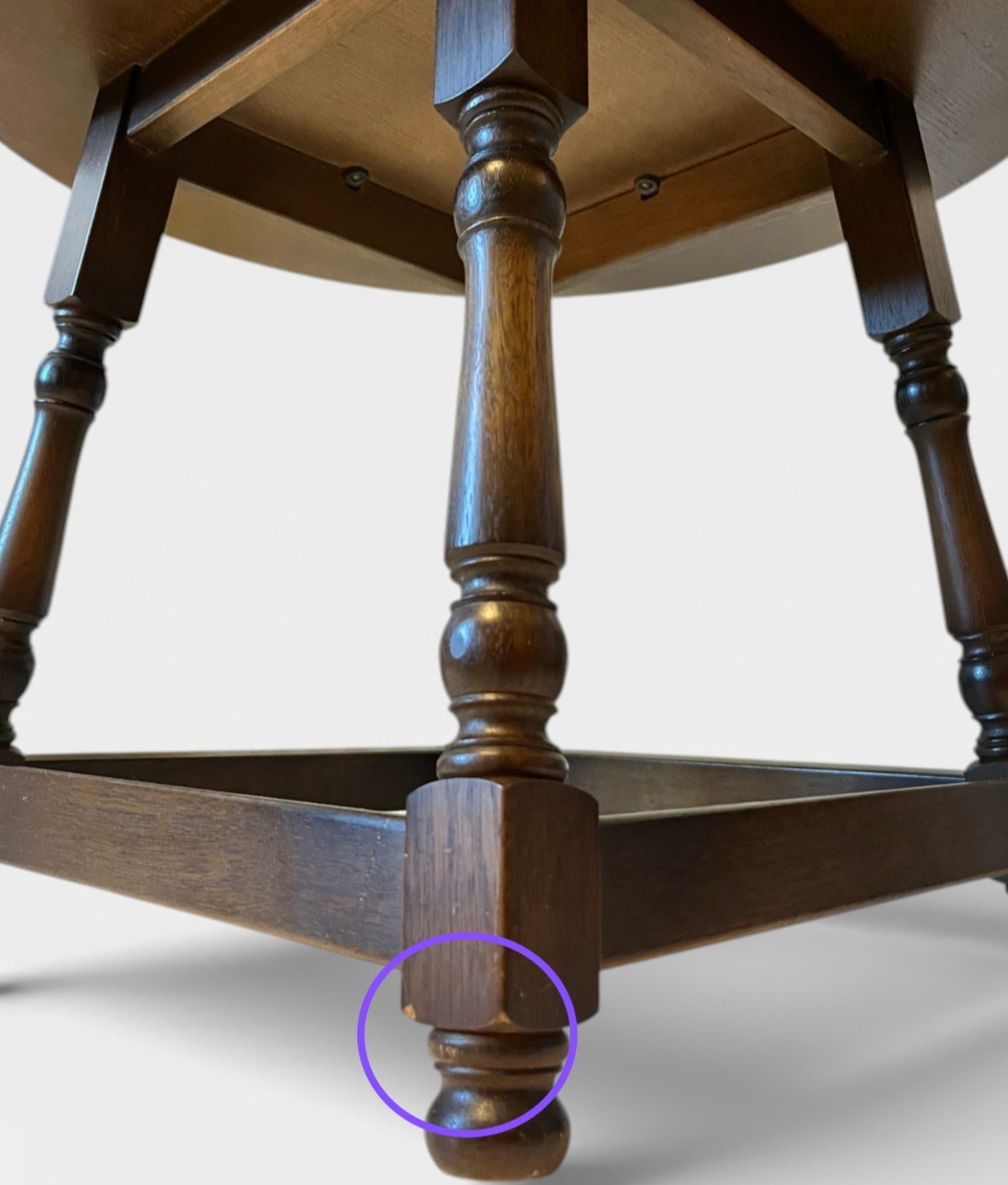 Vintage Round Table, End Table 66cm Diameter 49cm Height Dark Brown Turned Leg image 7