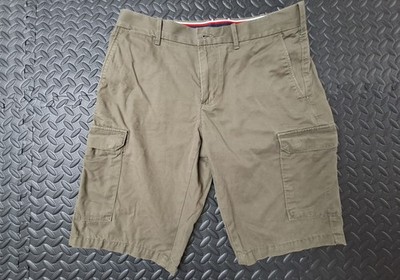 Tommy Hilfiger John Cargo Short Olive-Grün Gr. 31 Neuwertiger Zustand 