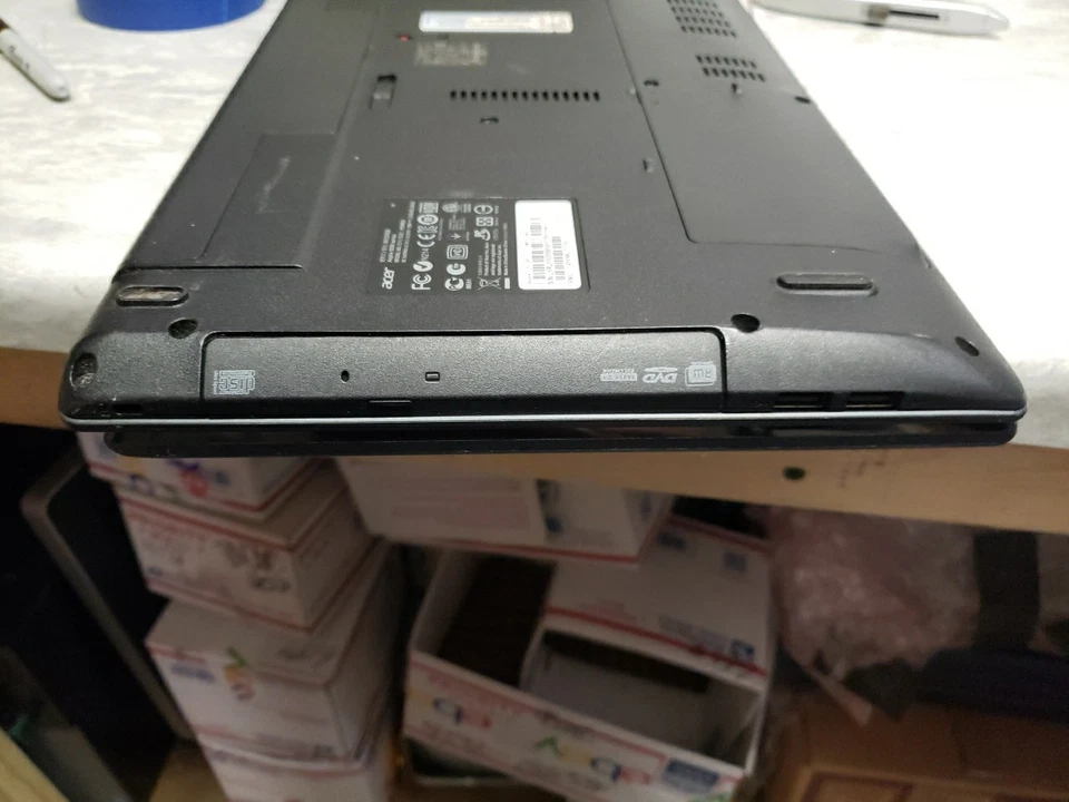 Acer Aspire laptop 5250 intel 2 core 1.30ghz 4gb ram no power cord free ship - Image 4 of 4