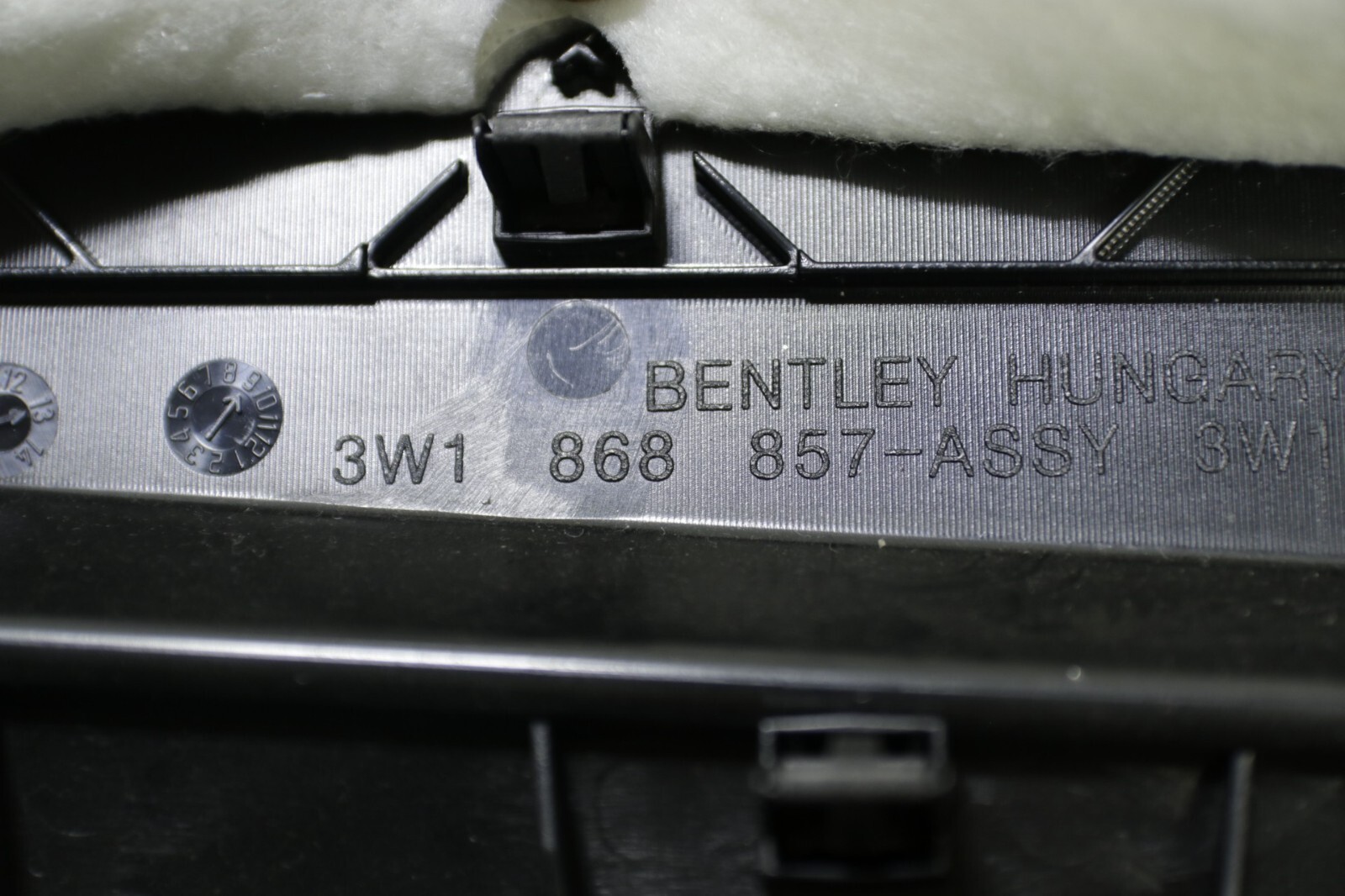 Bentley Flying Spur Front Right Lower Dashboard Leather Trim 2014 - 2018 OEM