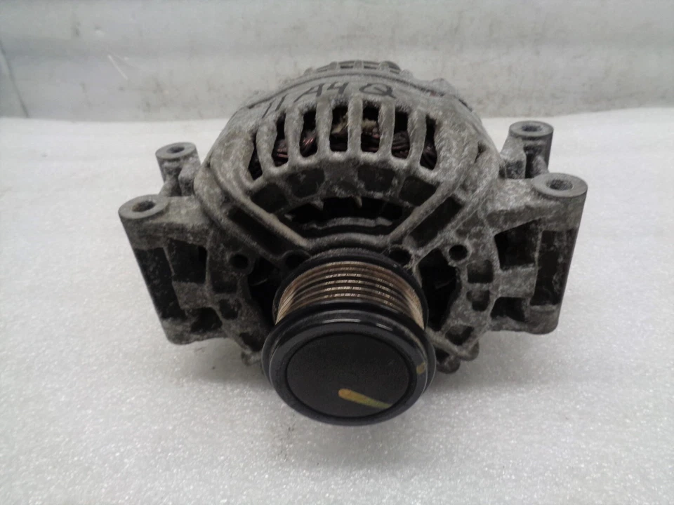 Alternador Audi A4 Quattro 2009-2012 140 amperios fabricante Bosch OEM AK2209128 Foto 2 de 4