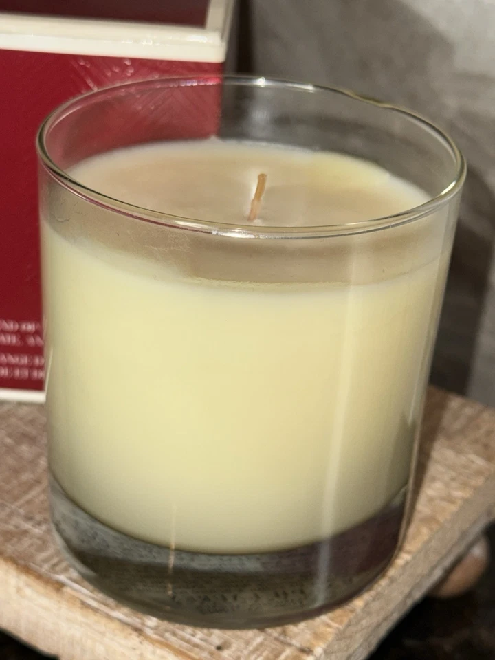 Lauren Ralph Lauren CASA DE INVIERNO Vacaciones Vidrio Logo Vela 7.2 OZ - Rara / Difícil de Encontrar Foto 3 de 4