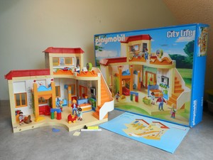 garderie playmobil