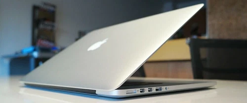 Apple MacBook Pro 15" 1TB SSD 16GB i7 3.40Ghz Retina - SEQUOIA - NEW SSD