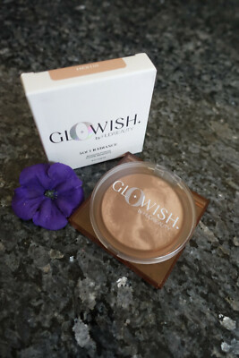 Huda glowish soft radiance bronzing powder new in box full size select yours