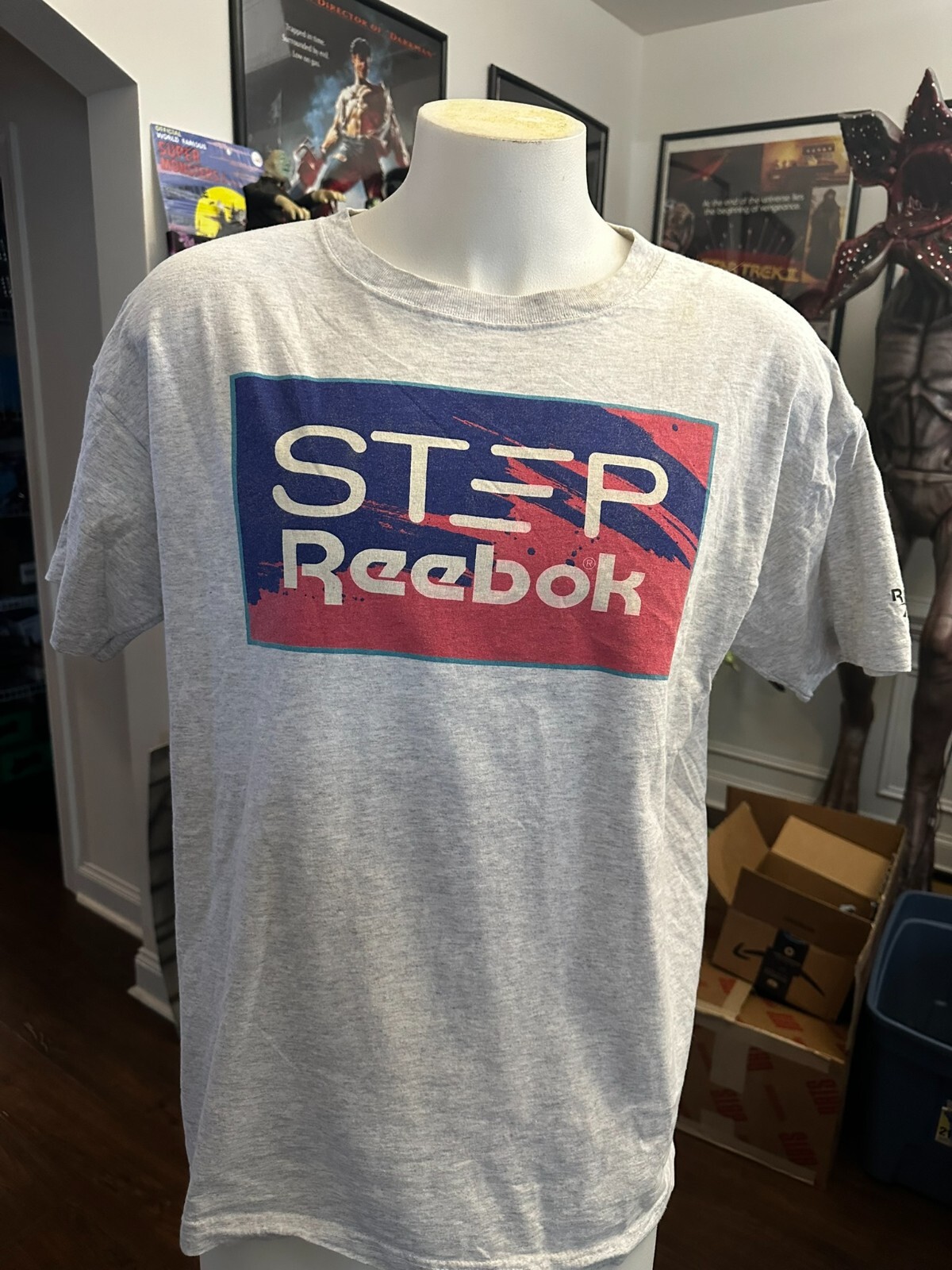 Vintage 1990's Step Reebok T-shirt XL Mens Gray