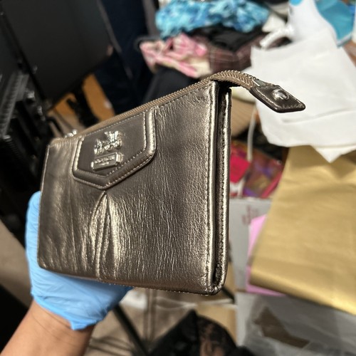 Coach Metallic Bronze Gold Pleated Front Wristlet - “Sanna - Picture 8 of 24
