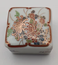 Takahashi San Francisco Porcelain Trinket Box with Lid 1.5" Floral Design