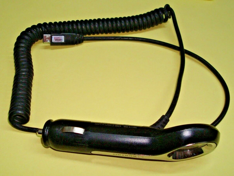 Isqueiro 12V carregador micro USB espiral carro Motorola SPN5667A fabricante de equipamento original (BIN 18) - Imagem 3 de 4