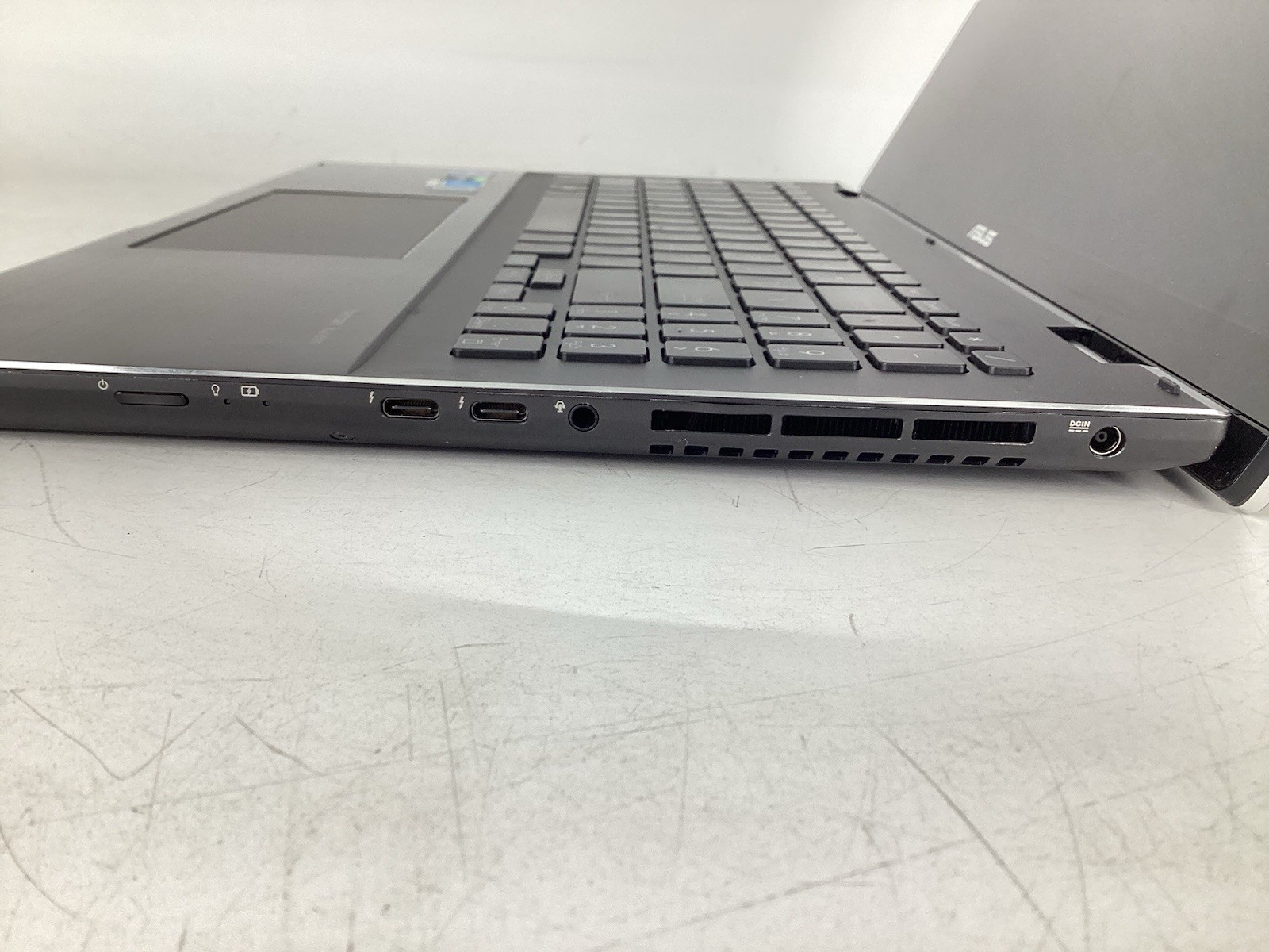 ASUS ZenBook Q528EH, 15.6-Inch Laptop, with Intel Core i7 1165G7, 512 GB NVMe (Non-Volatile Memory Express), No OS