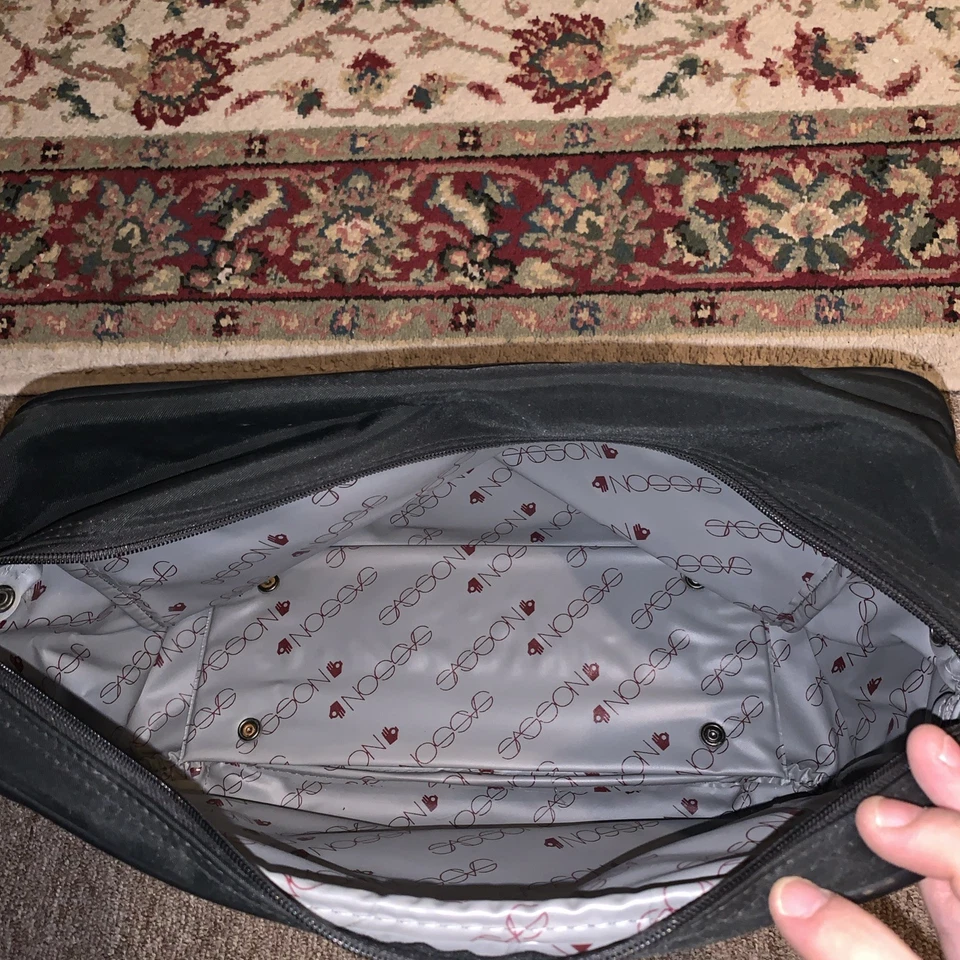 Bolso de Viaje Sasson New York Paris Negro A/ Correa de Hombro Ajustable Foto 4 de 4