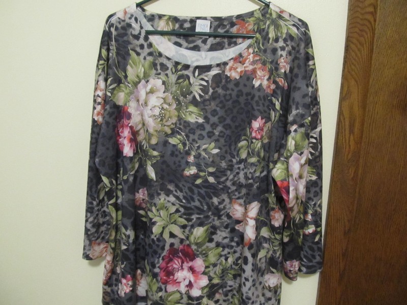 Time and Tru XL gray w/multi color floral/rhinestones ladies single knit top