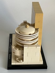 LEGO ARCHITECTURE: Solomon Guggenheim Museum (21035) With Box And Instructions.