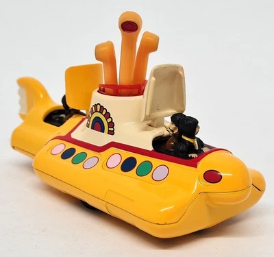 Corgi 13cms The Beatles Yellow Submarine Diecast Metal Model - Photo 1/4