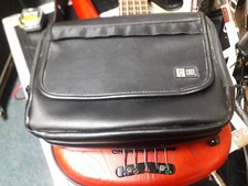 Logic Bag Case z 2 kieszeniami, adapter słuchawek, 4x paski / szelki