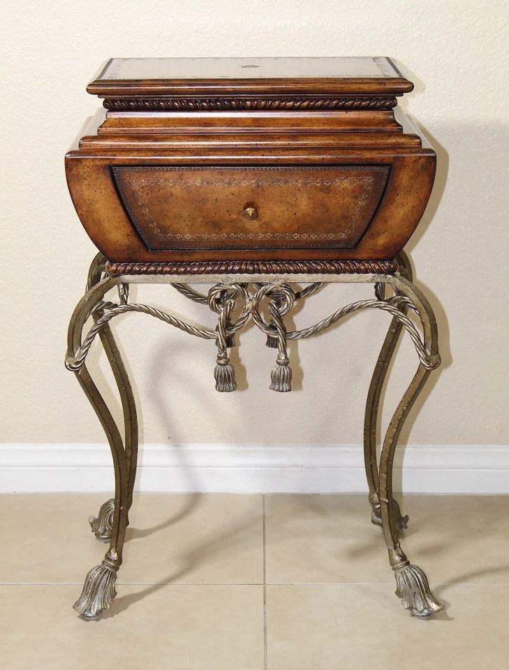 Maitland Smith Vintage Gilt Steel Rope Vanity Table - Elegant French Style - Image 3 of 4