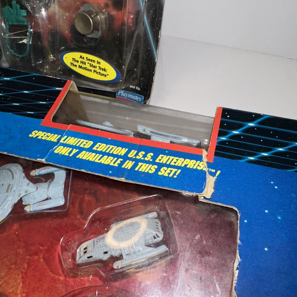 Micro Machines - Star Trek Limited Edition Collectors Set With Spock Figure - Image 2 of 4