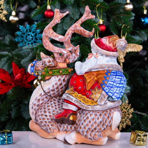 Wooden Carved Santa Figurine riding a Reindeer 12", Christmas home decoration - Picture 3 of 13