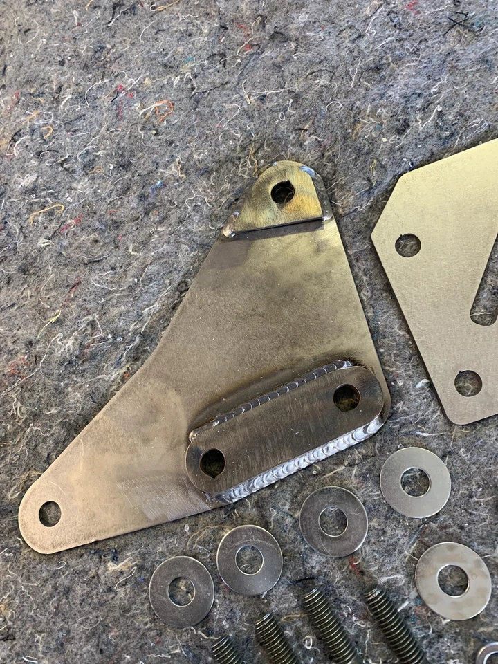 Soporte y placas de marco para caja de dirección Jeep Cherokee Foto 4 de 4