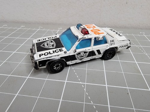 Matchbox Cars Ford LTD Police Interceptor 1987 Thailand 1:69 Scale Model - Picture 3 of 13