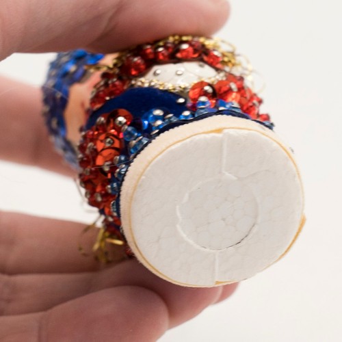 2 Vtg Walco Toy Soldier Christmas Ornaments COMPLETED Push Pin Sequins Beads 70s - Picture 14 of 16