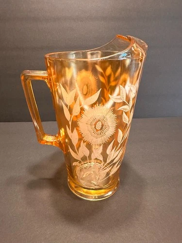 Vintage JEANNETTE 48 Ounce Pitcher Carnival COSMOS Pattern MCM White On Marigold