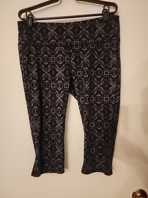 Athleta Freedom Chaturanga Black/Gray Yoga Knickers Leggings Sz L 