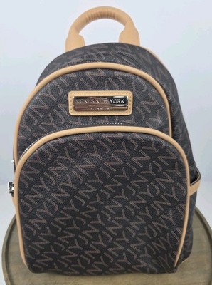 Women s Brown New York Jones Signature Daisy Backpack