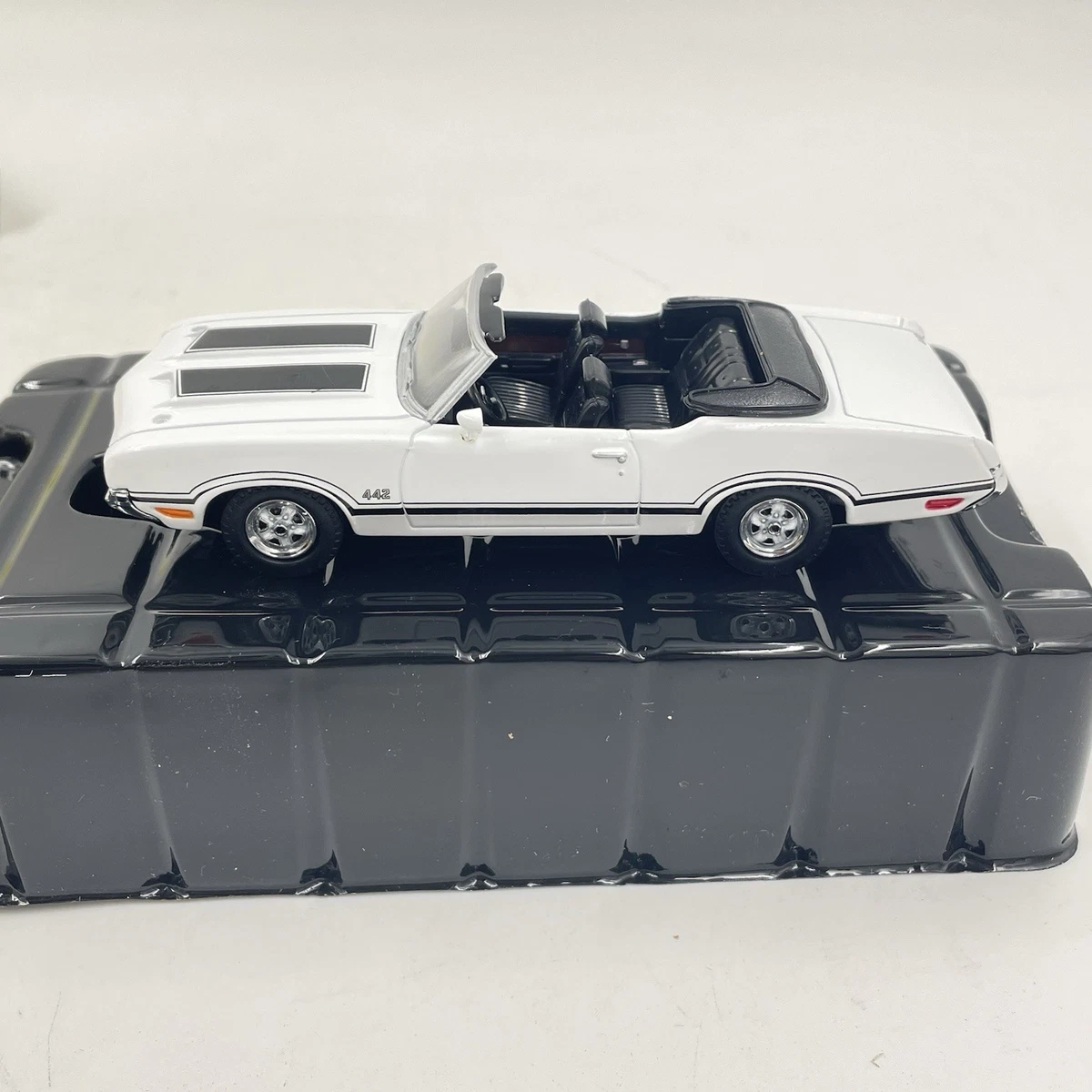 Matchbox MOY YMC-06 1968 Chevrolet Camaro SS [1:43 méret