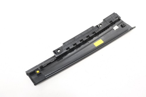 2021 - 2025 KIA SORENTO REAR RIGHT SIDE DOOR REARWARD APPLIQUE MOLDING PANEL OEM - Picture 12 of 19